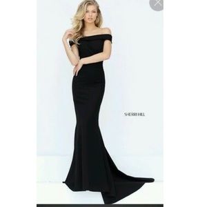 SHERRI HILL BLACK DRESS